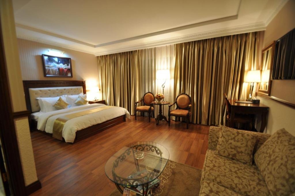 Boutique Garden Hotel Хошимін Номер фото